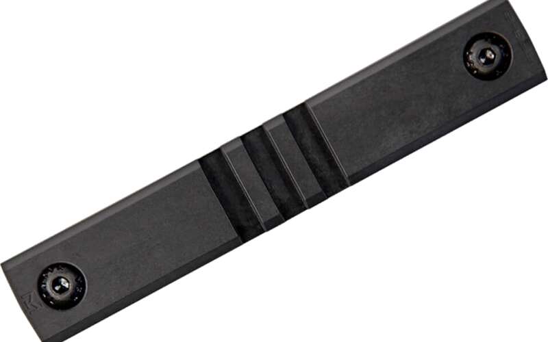 MAGPUL AFG-2 M-LOK ADAPTER RAIL BLK